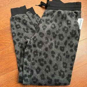 Old Navy fleece cheetah sweatpants